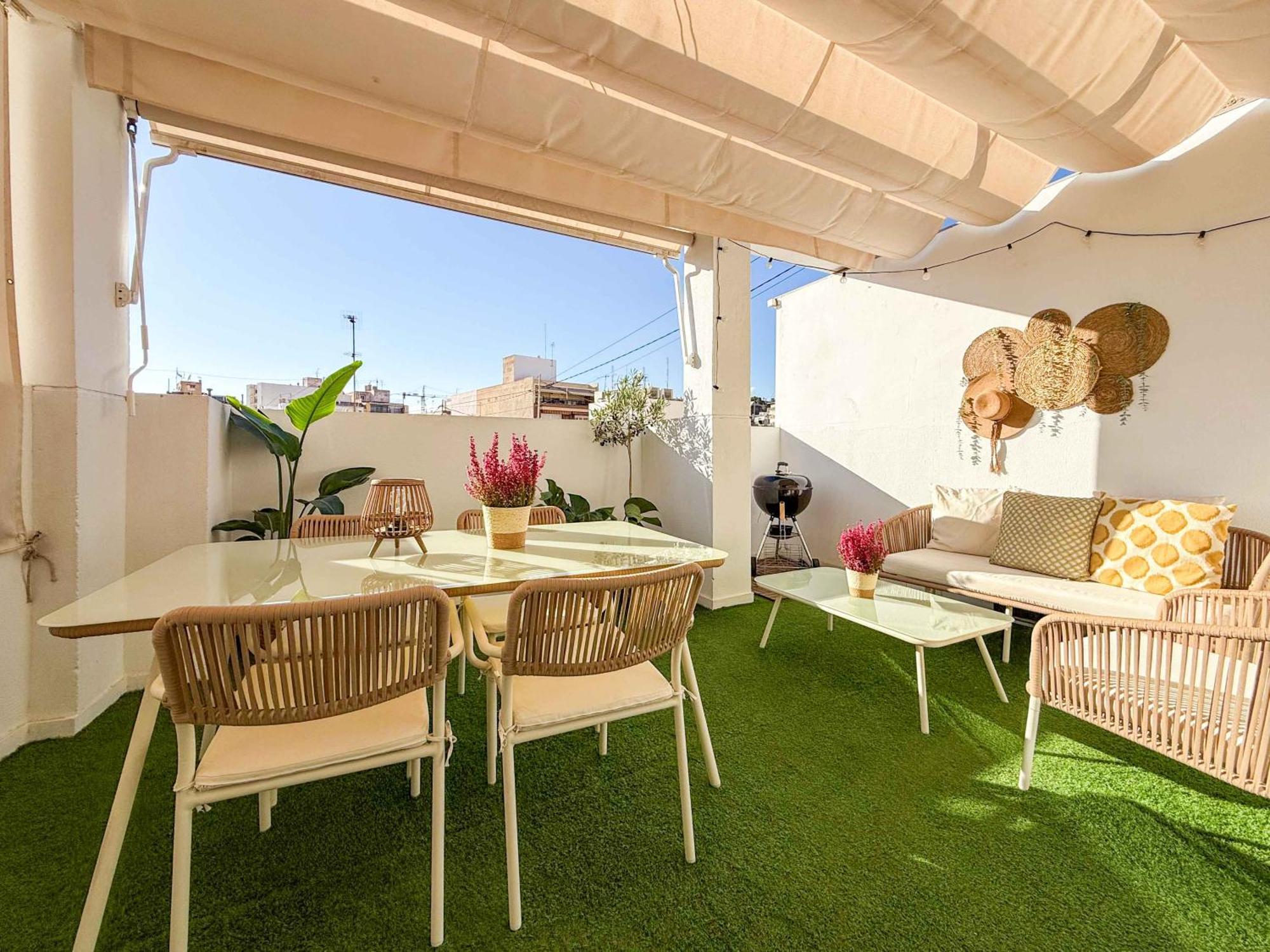 El ático del mercado. Un lugar difícil de olvidar. Alicante Exterior foto